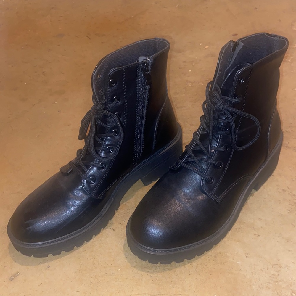 Black Combat Boots | Size 9